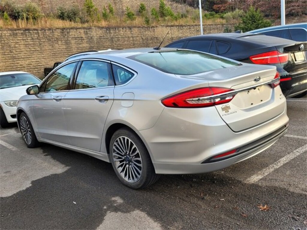 Used 2018 Ford Fusion SE Sedan