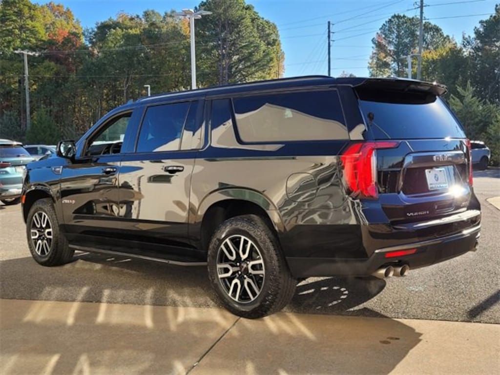 Used 2024 GMC Yukon XL AT4 SUV