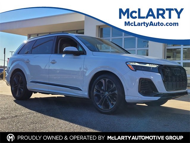 2025 Audi Q7 Prestige's photo