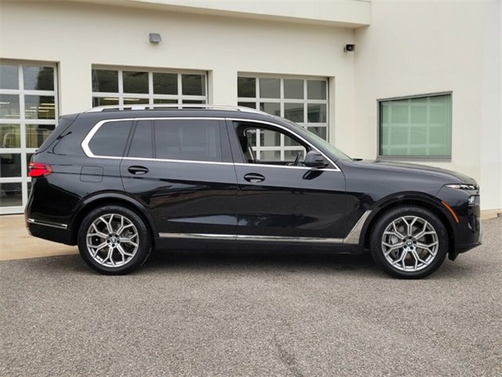 Used 2025 BMW X7 xDrive40i SUV