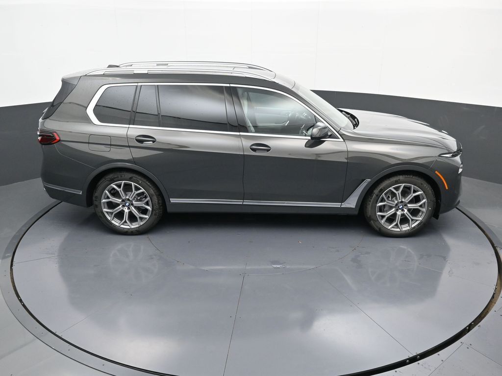 2026 BMW X7 40i - Photo 39