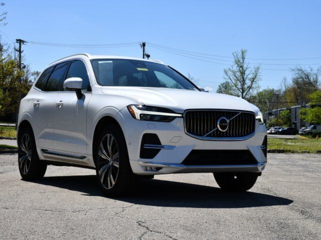 Used 2023 Volvo XC60 B5 Plus Bright Theme SUV