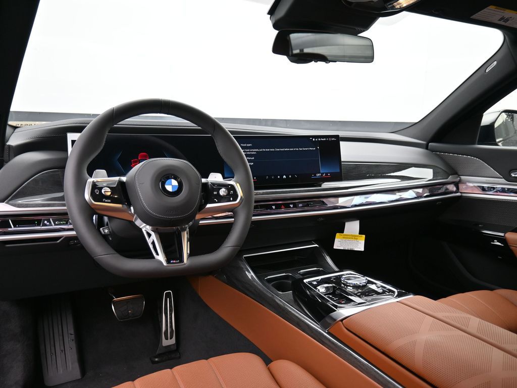 2026 BMW 7 Series 740i - Photo 18