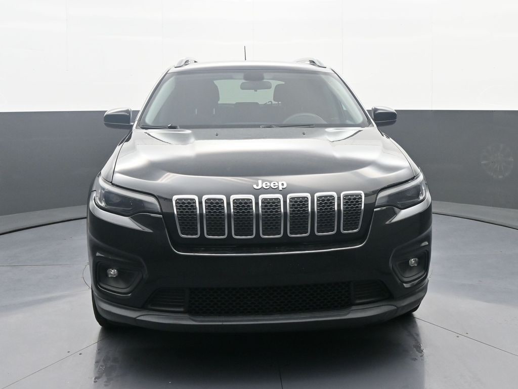 Used 2019 Jeep Cherokee Latitude SUV