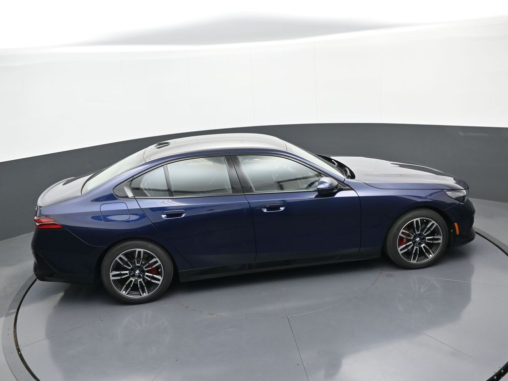 2026 BMW 5 Series 540i - Photo 37