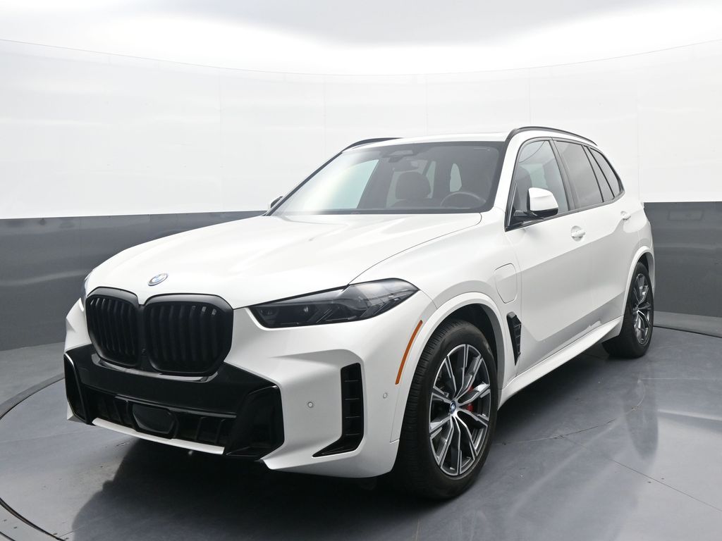 2024 BMW X5 xDrive50e's photo
