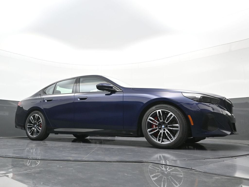 2026 BMW 5 Series 540i - Photo 22