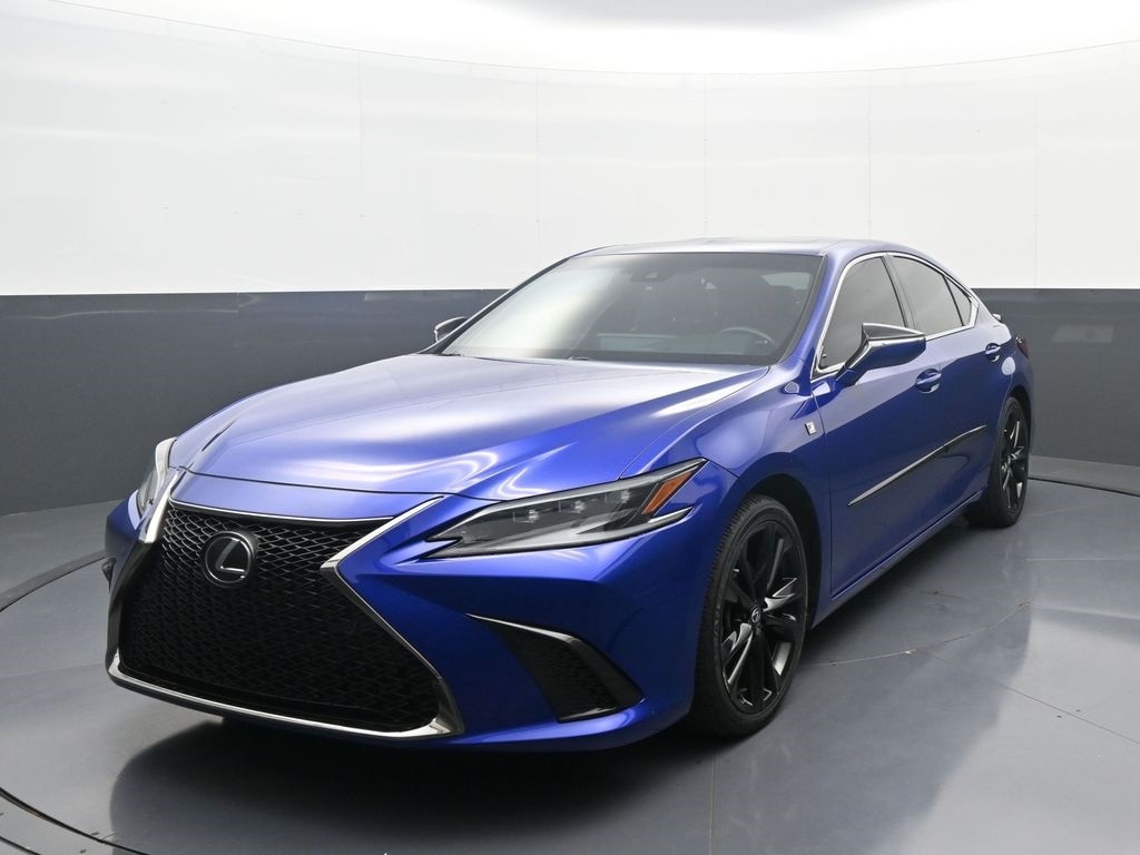 2022 Lexus ES F SPORT's photo