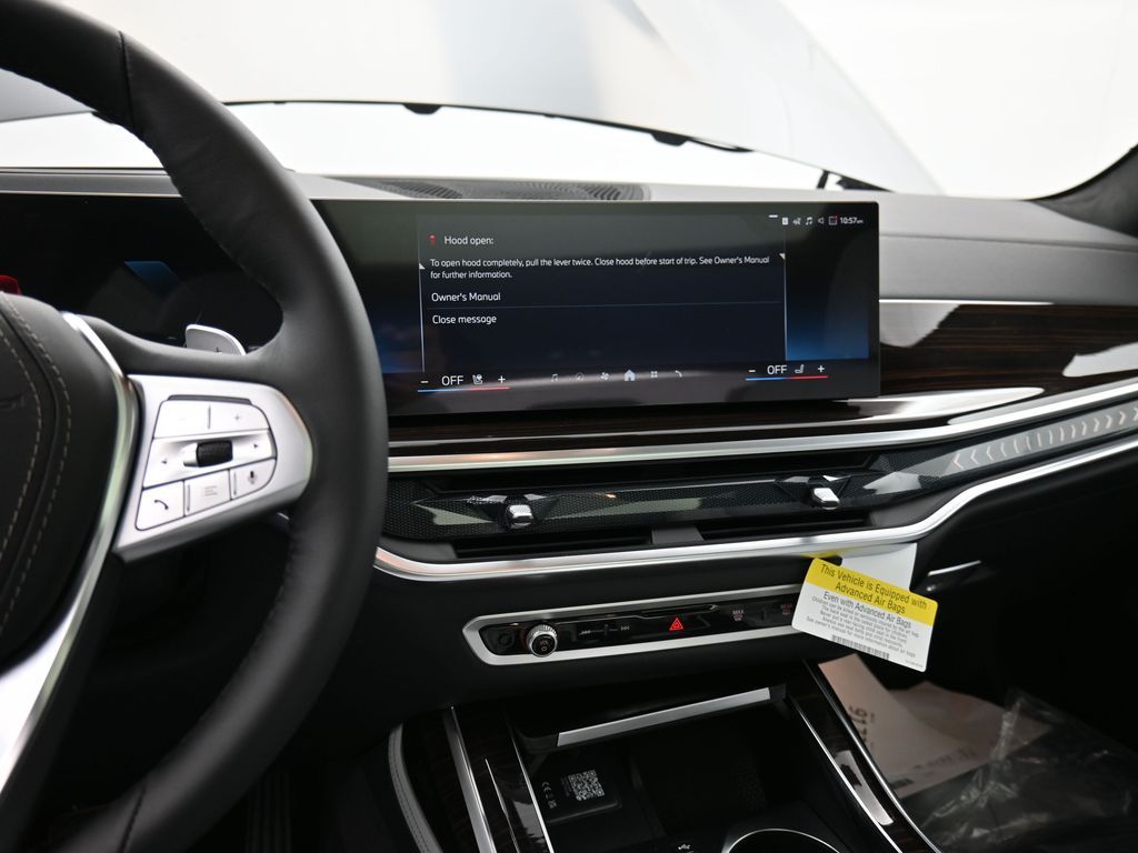 2026 BMW X7 40i - Photo 18