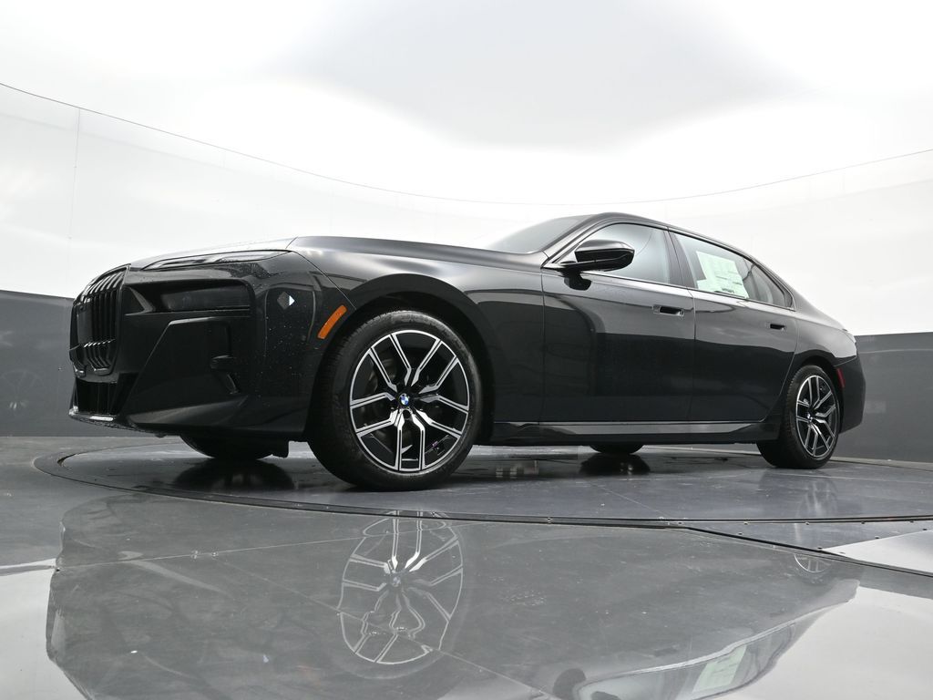 2026 BMW 7 Series 740i - Photo 33
