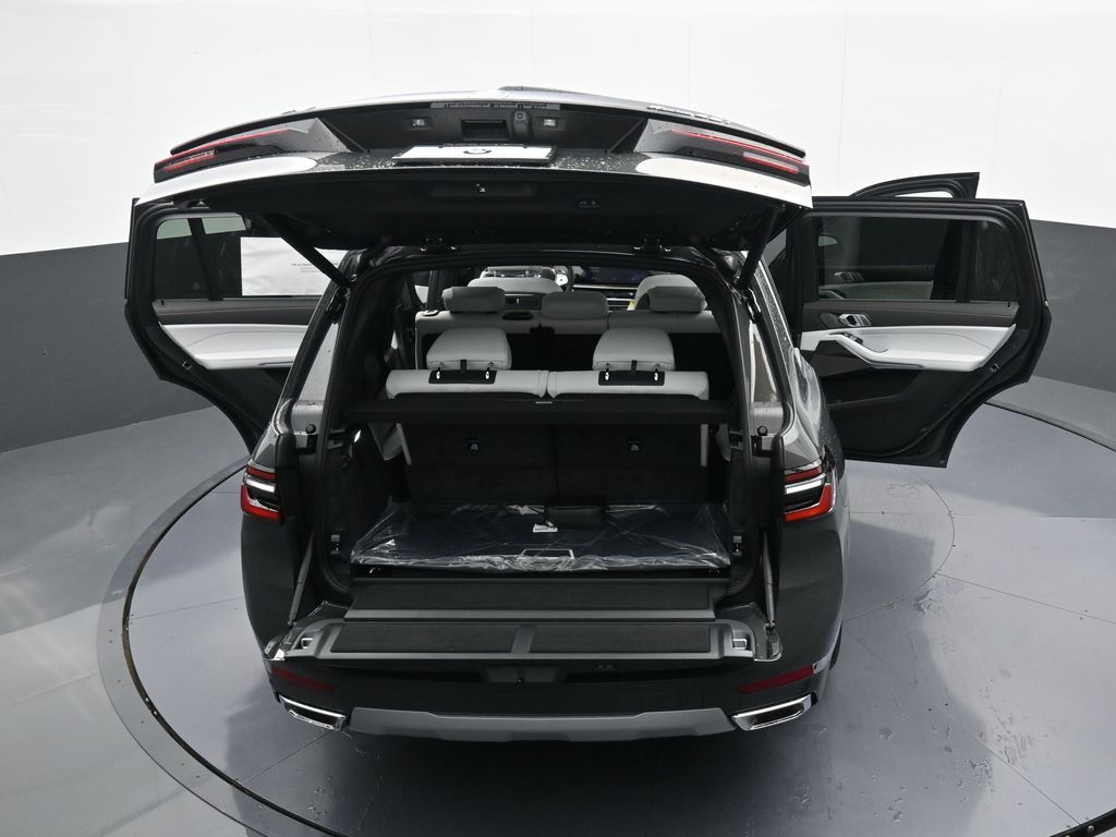 2026 BMW X7 40i - Photo 45
