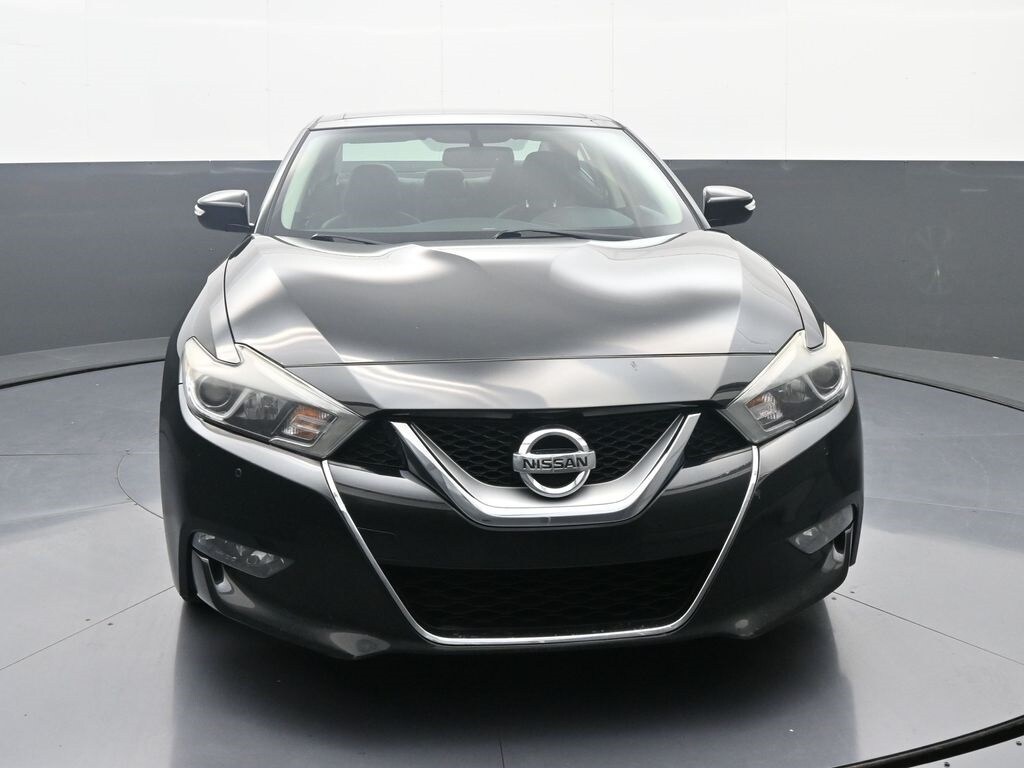 2017 Nissan Maxima SL photo 2