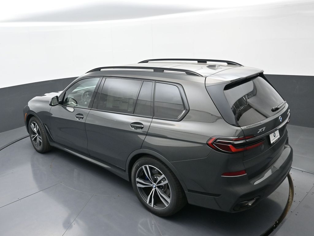 2026 BMW X7 40i - Photo 34