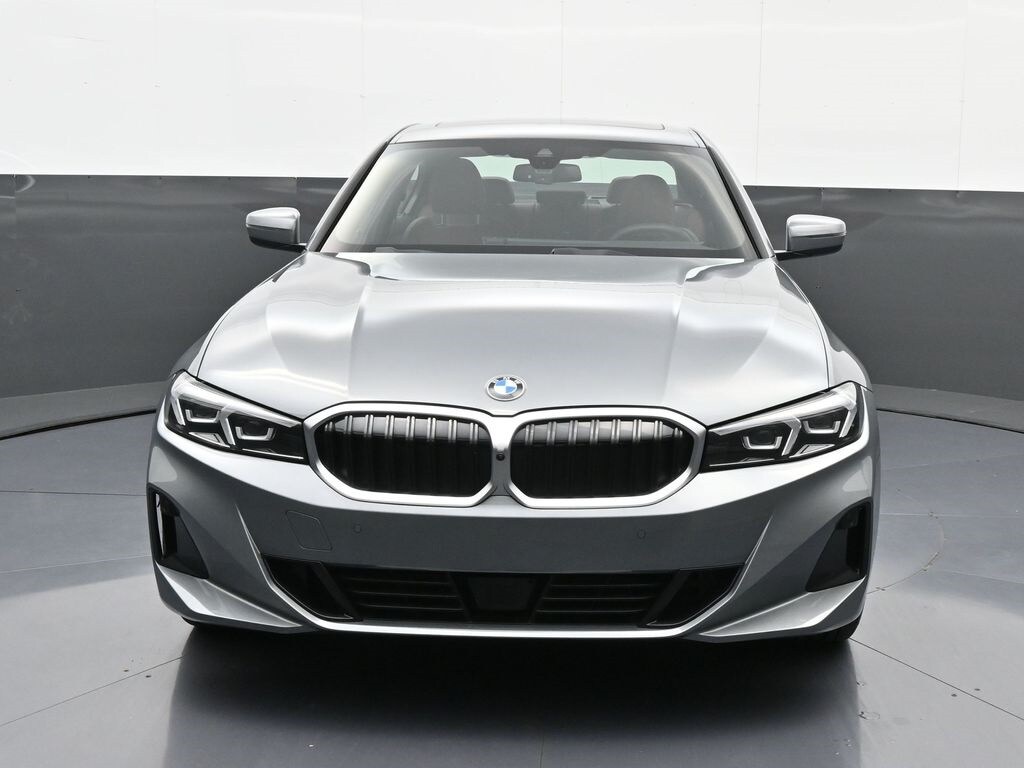 2025 Bmw 330i 330i xDrive photo 2