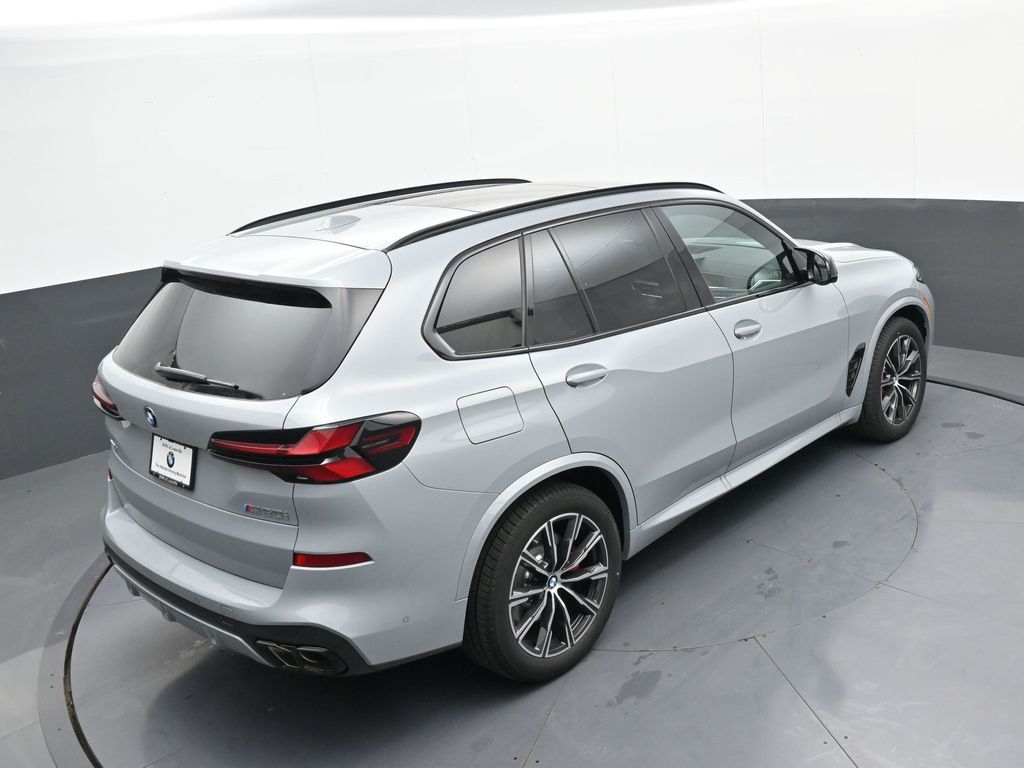 2026 BMW X5 M60i - Photo 35