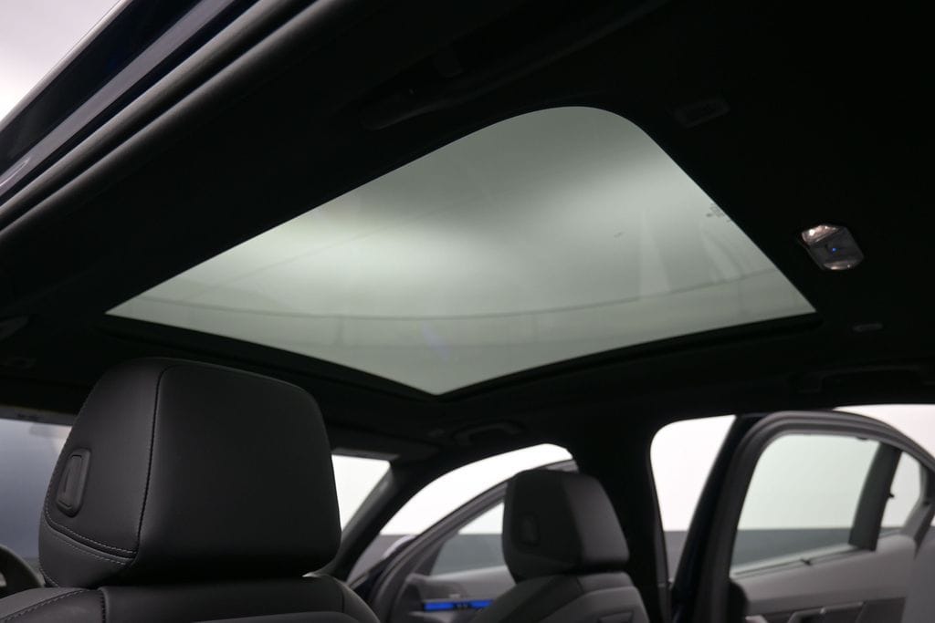 2026 BMW 5 Series 540i - Photo 16