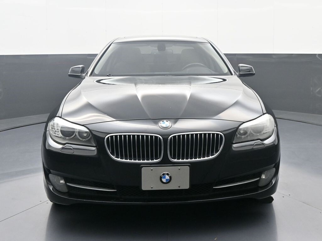 2011 Bmw 528i 5-series photo 2