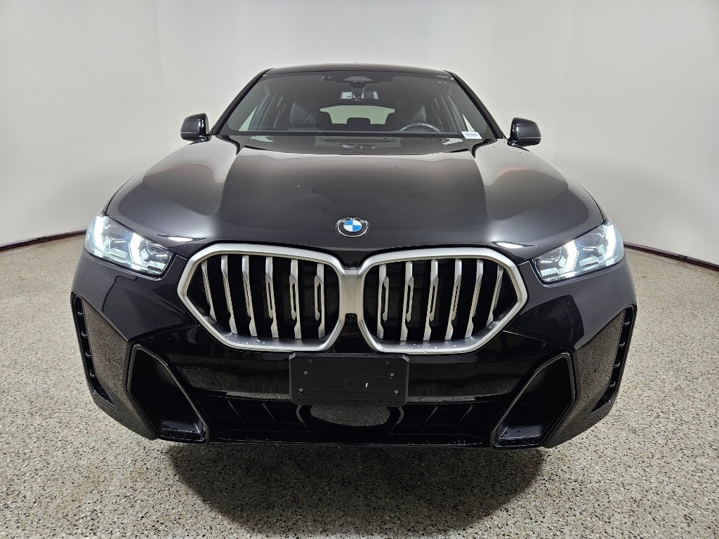 Used 2024 BMW X6 40i with VIN 5UX33EX06R9V38314 for sale in Louisville, KY