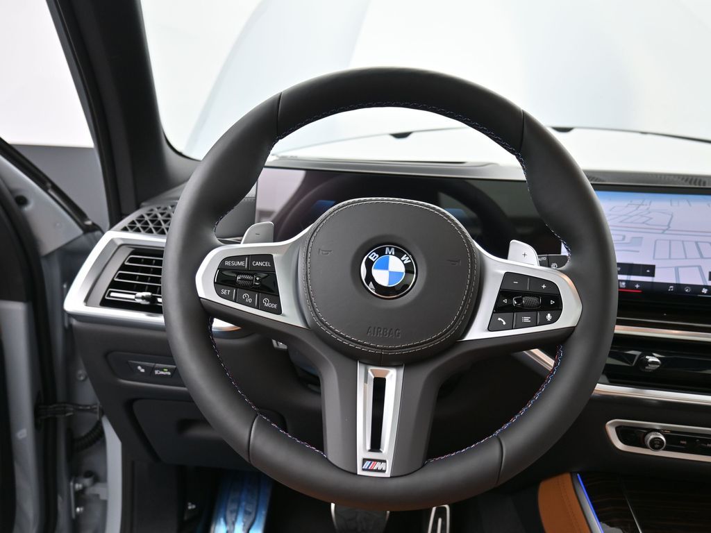 2026 BMW X5 M60i - Photo 13