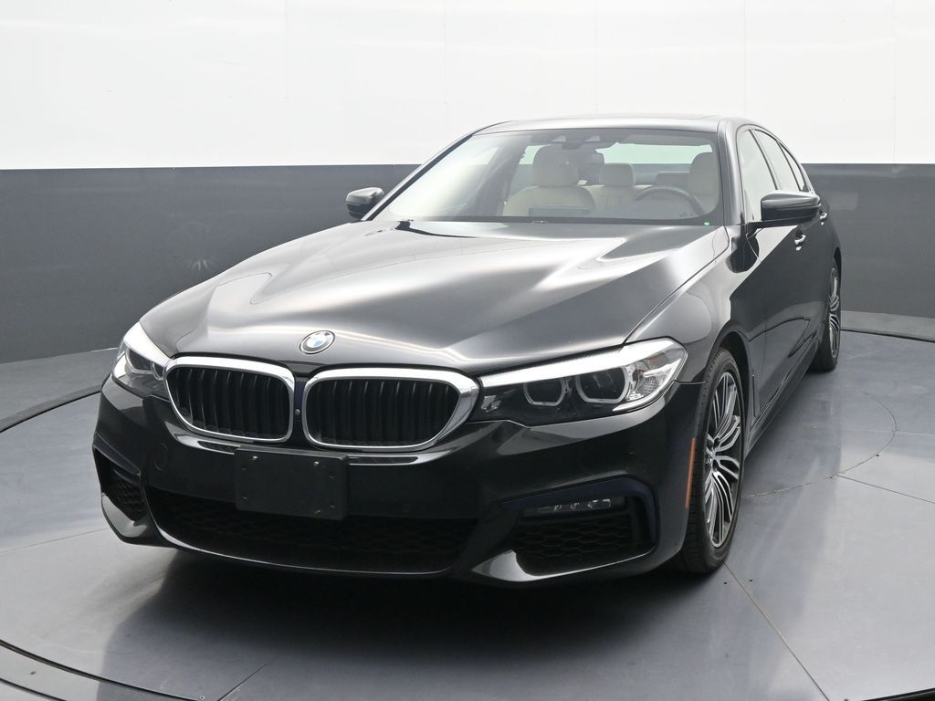 2020 BMW 5 Series 540i xDrive Sedan's photo