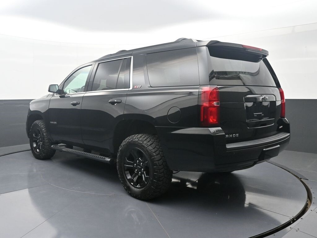 2018 Chevrolet Tahoe LT photo 3