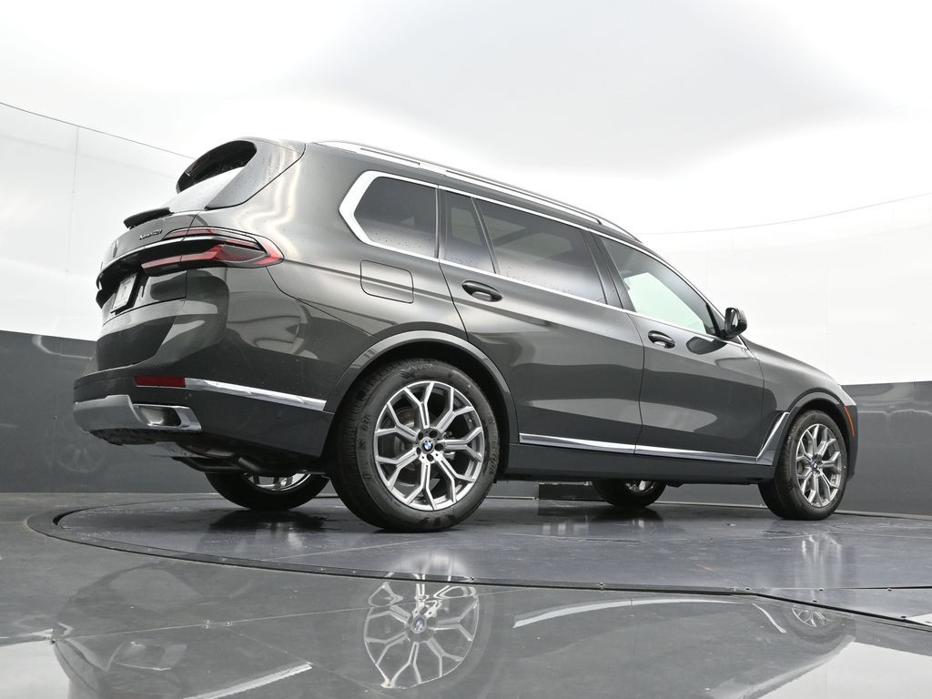 2026 BMW X7 40i - Photo 30
