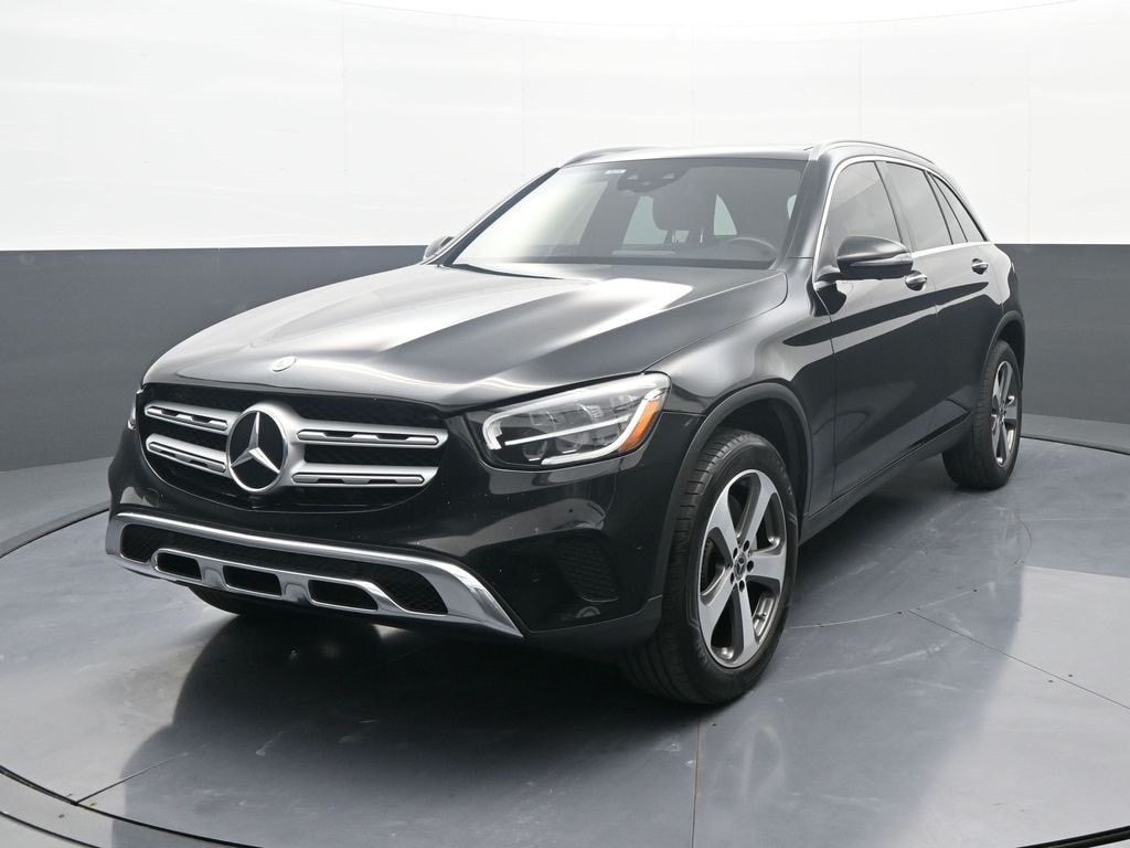 2021 Mercedes-Benz GLC GLC300's photo