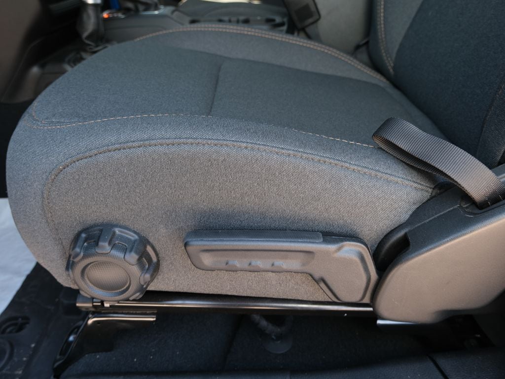 2026 Jeep Wrangler 4-Door Sport - Photo 24