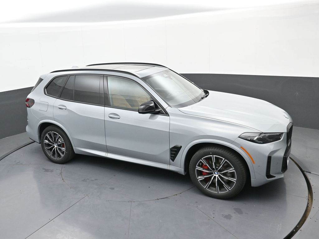 2026 BMW X5 M60i - Photo 29