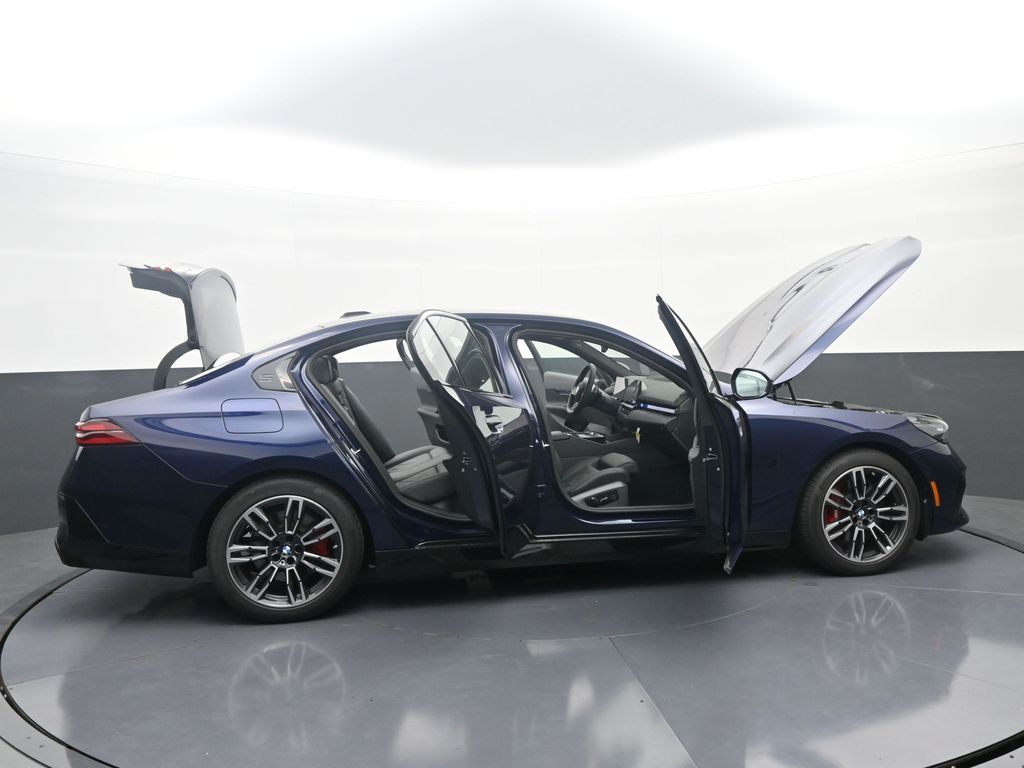 2026 BMW 5 Series 540i - Photo 45