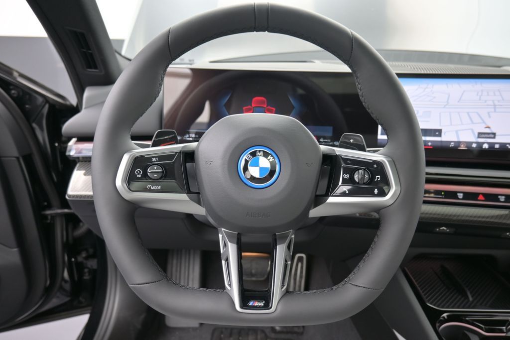 2026 BMW 5 Series 550e - Photo 13
