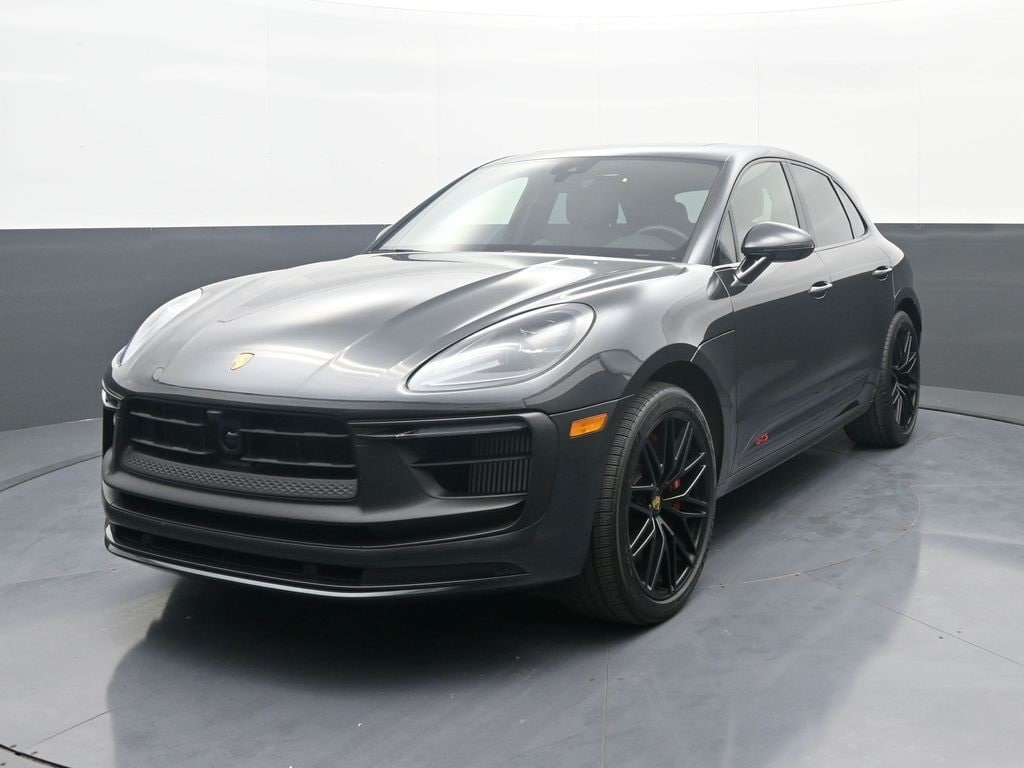 2024 Porsche Macan GTS's photo