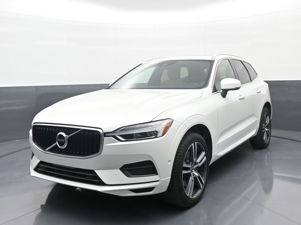 2019 Volvo XC60 T6 Momentum AWD's photo