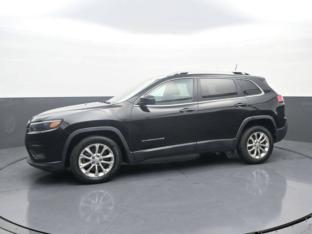Used 2019 Jeep Cherokee Latitude SUV
