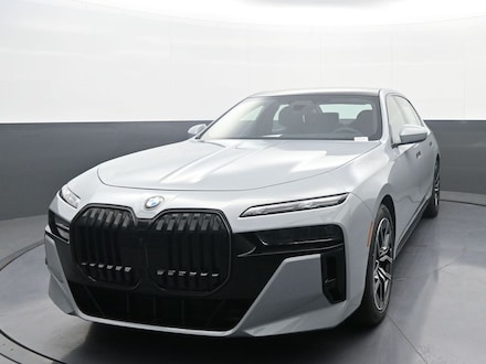 2026 BMW 7 Series 740i xDrive Sedan