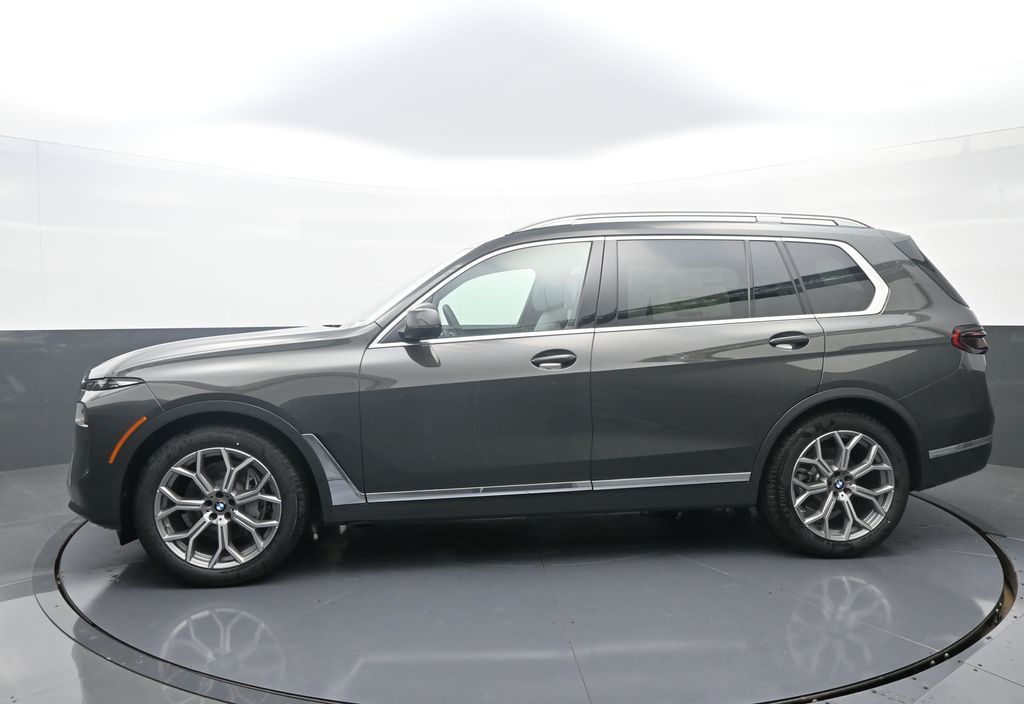 2026 BMW X7 40i - Photo 8