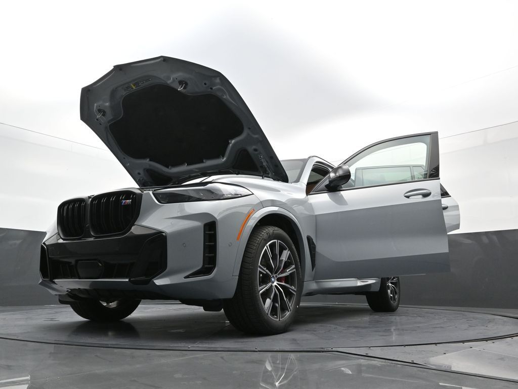 2026 BMW X5 M60i - Photo 39