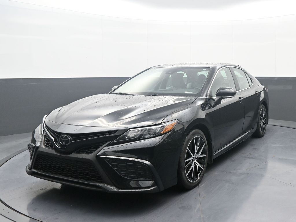 Used 2024 Toyota Camry SE Sedan