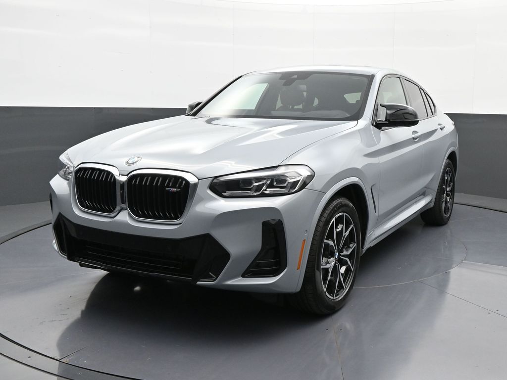 2025 BMW X4 M40i's photo