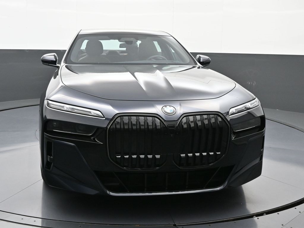 Used 2024 BMW 7 Series 760i with VIN WBA33EJ0XRCR89868 for sale in Louisville, KY