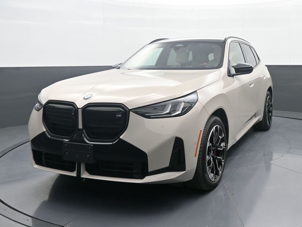 2025 BMW X3 M50's photo