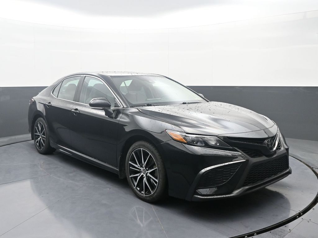 Used 2024 Toyota Camry SE Sedan