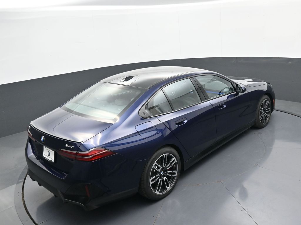 2026 BMW 5 Series 540i - Photo 36
