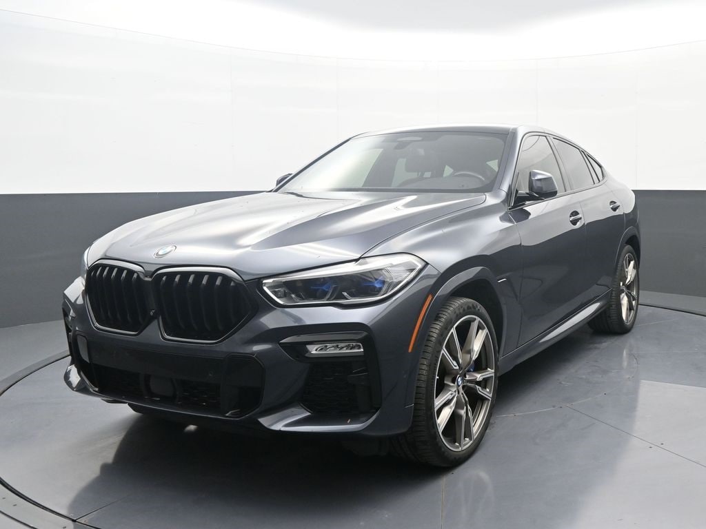 2021 BMW X6 M50i's photo