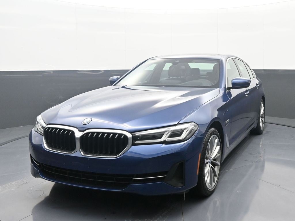 2023 BMW 5 Series 530e's photo