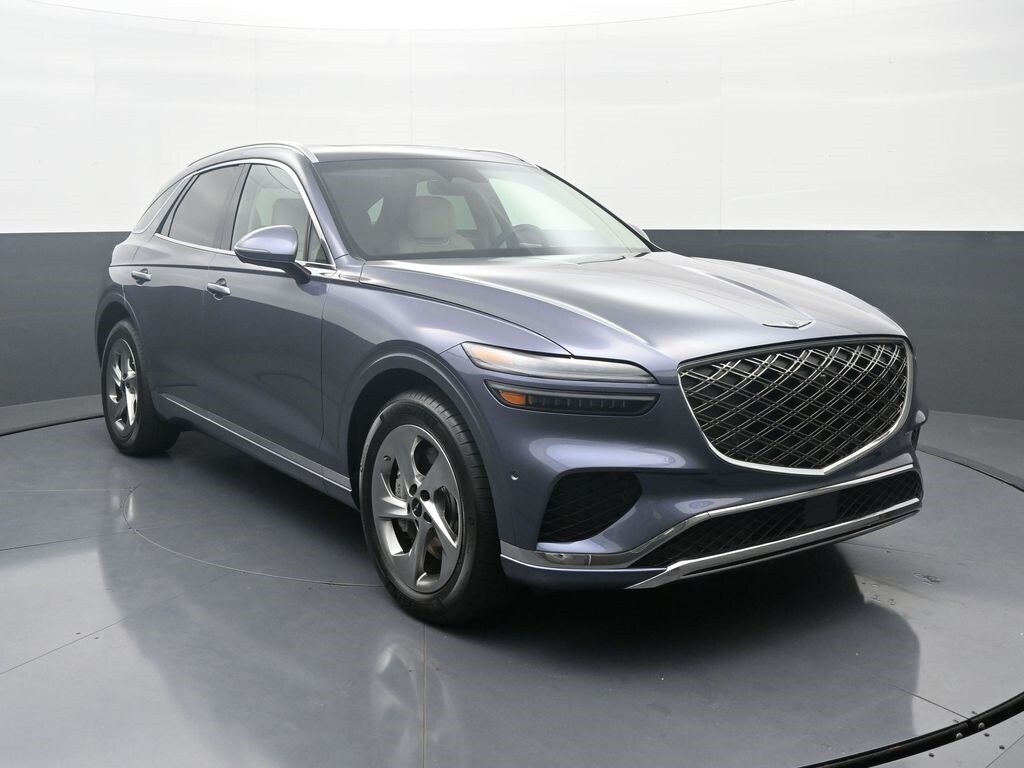 2026 Genesis GV70 2.5T Advanced photo 3