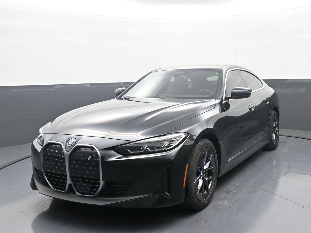 2024 BMW i4 eDrive35's photo