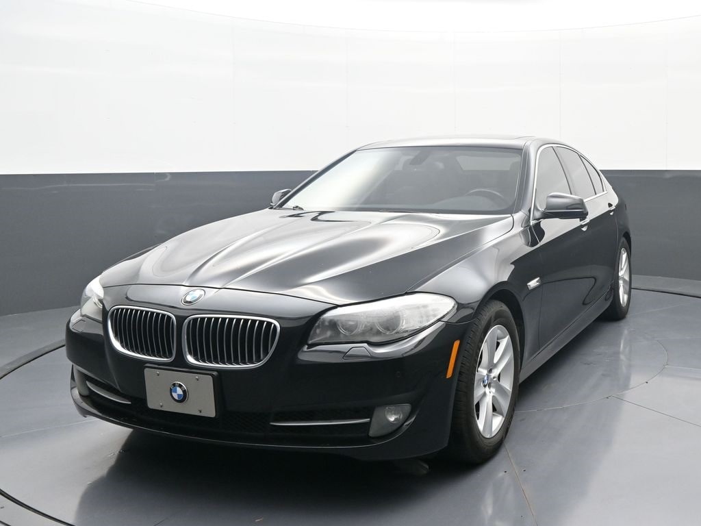 2011 BMW 5 Series 528i