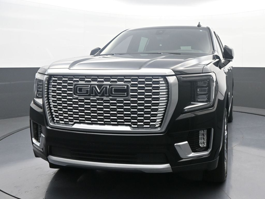 2021 GMC Yukon 4WD Denali's photo