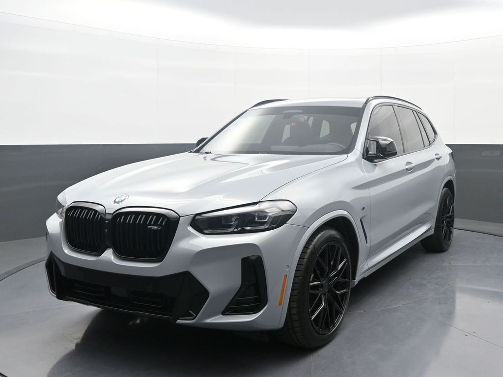 2024 BMW X3 M40i's photo